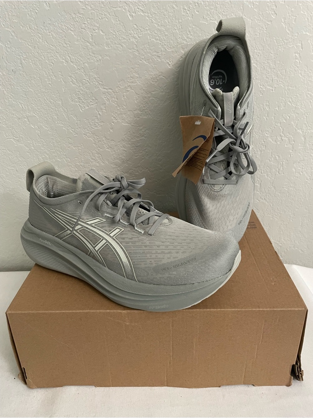 ASICS Men's Gel-Nimbus 27 Running Shoes Size 11 Seal Grey/Lake Grey NEW